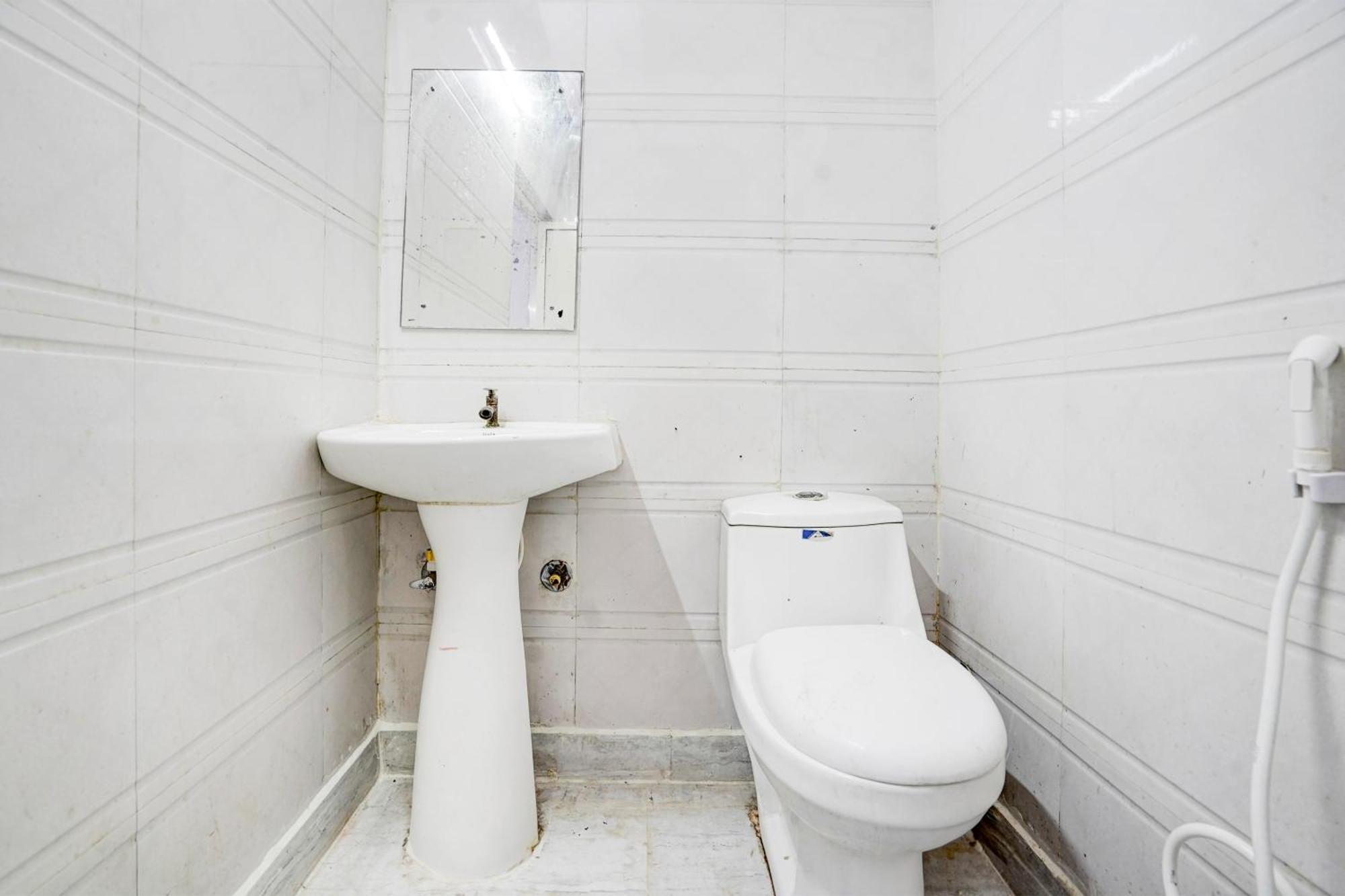 OYO 92386 Shri Hotel Vip Kālkāji Devi Buitenkant foto
