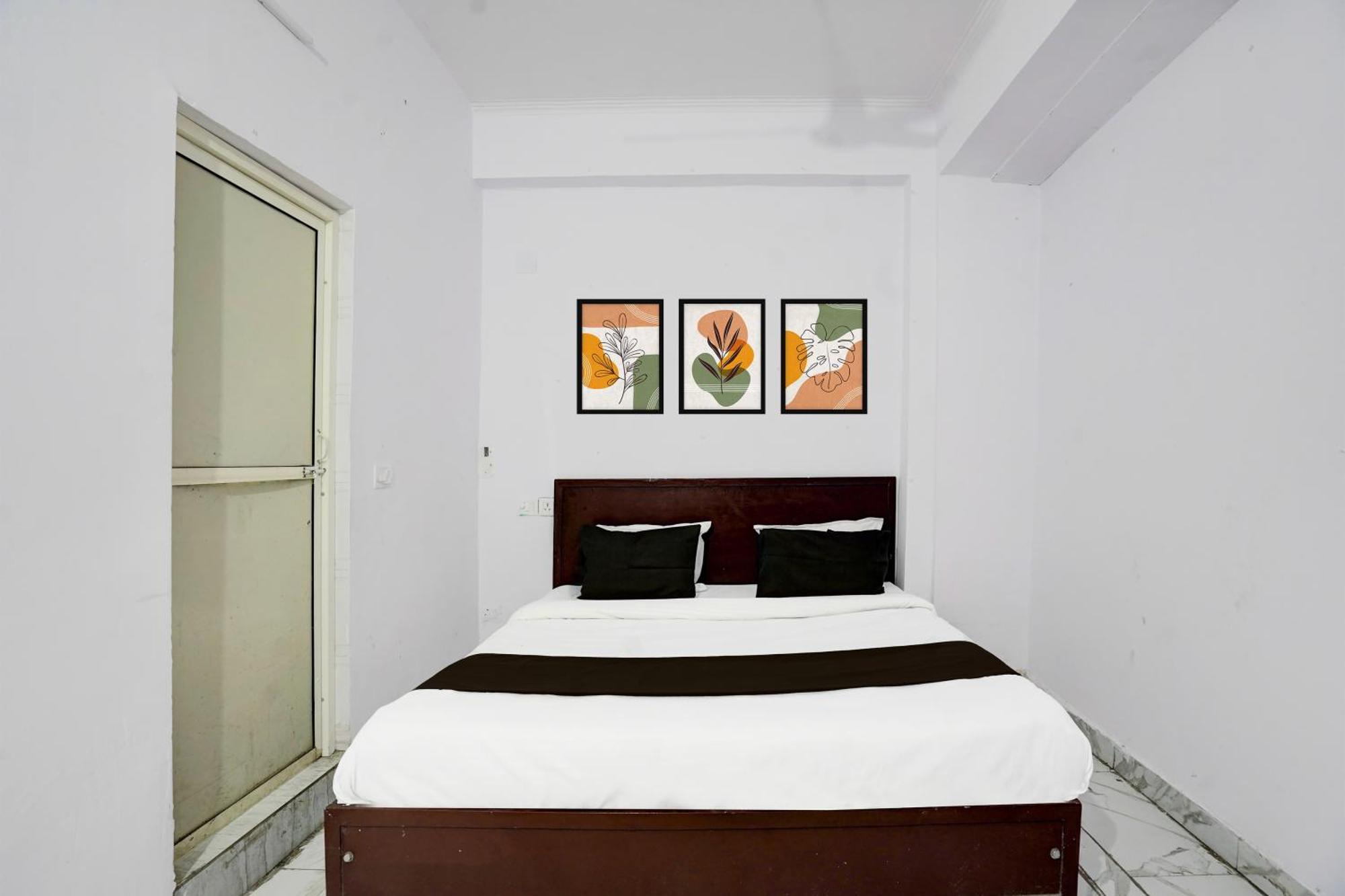OYO 92386 Shri Hotel Vip Kālkāji Devi Buitenkant foto