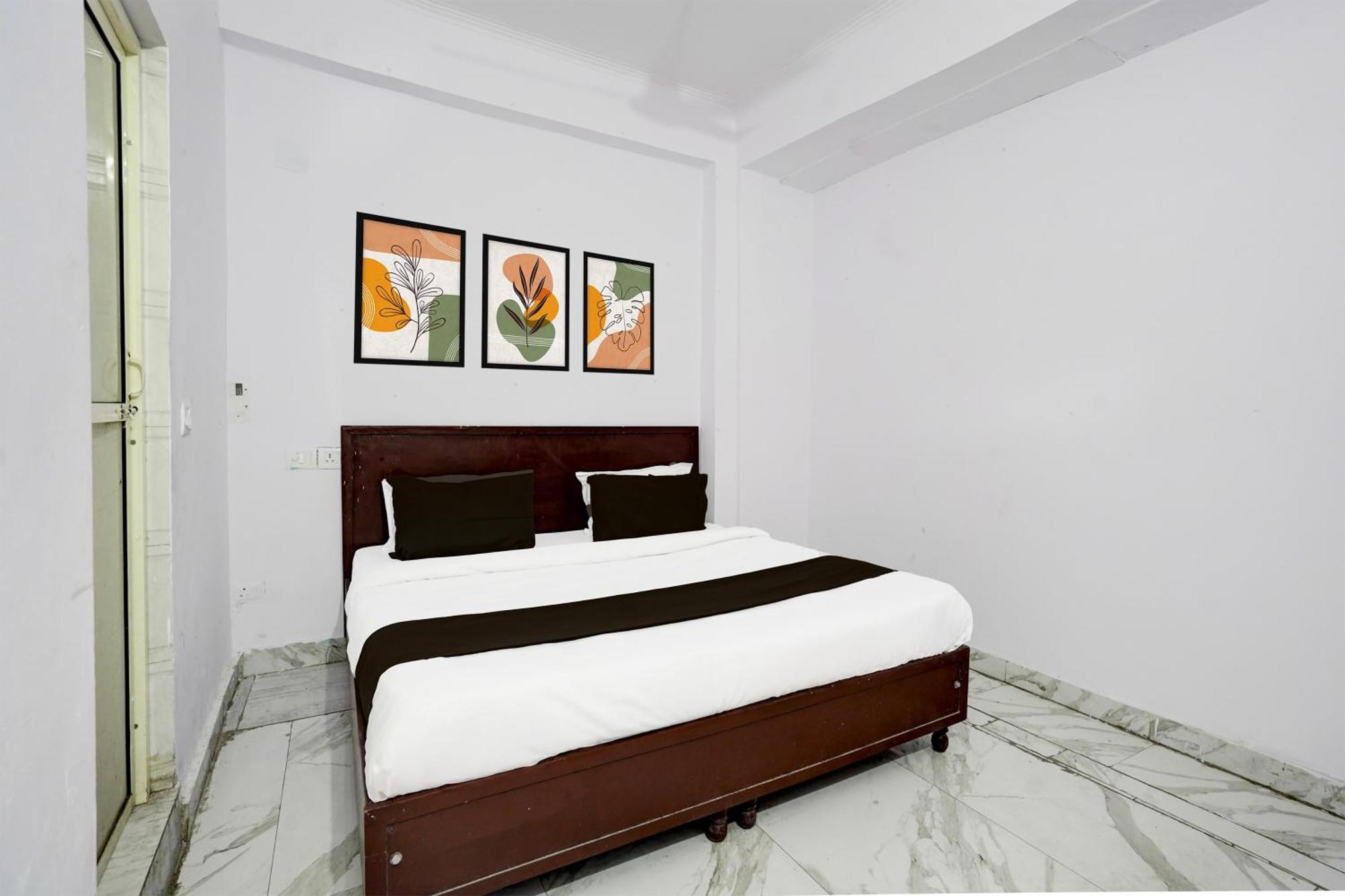 OYO 92386 Shri Hotel Vip Kālkāji Devi Buitenkant foto
